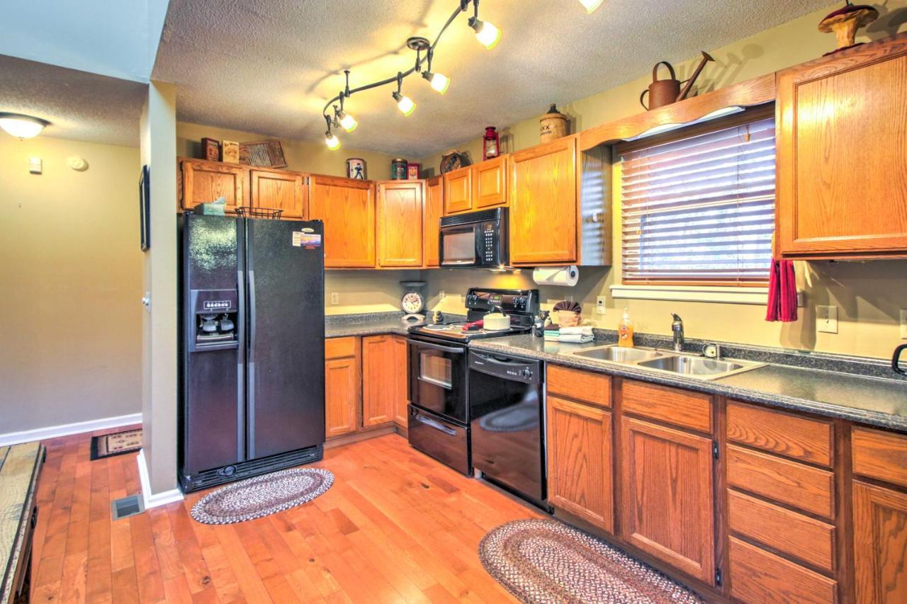 Tree Top Dream Cabin With Hot Tub In Gatlinburg! Villa Eksteriør billede